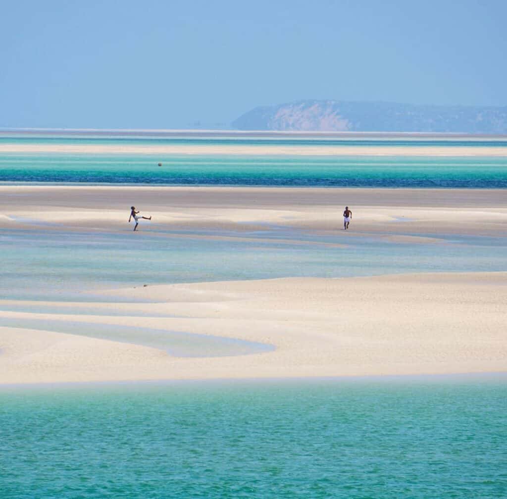 30590642 248059602432579 8449637677094928384 n