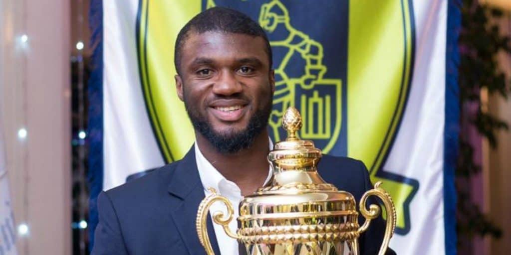 c3b8b8adbfe941eefa4f339a90a4a81d