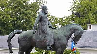 Removal of statue in Belgium
