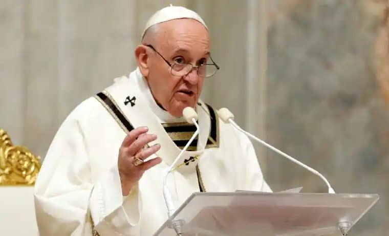 Pope Francis makes donation for coronavirus charity