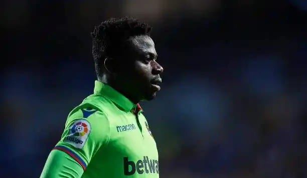 Moses Simon signs new deal with Nantes FC