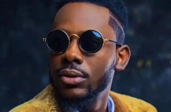 Adekunle Gold calls out Nigerian Customs over high duties