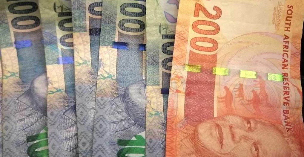 381717e3c9974dc5a7da64dfdbe28009 1596874476557