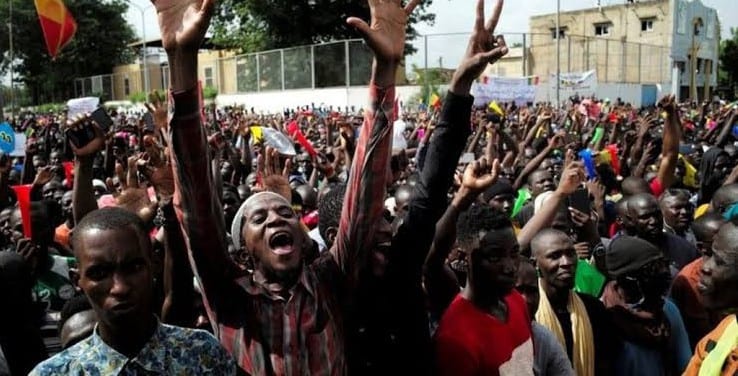 Malians once again take to the streets of Barnarko to protest President Keita