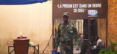 Mali 's largest prison keeps coronavirus in check as outbreak threatens crowded prisons