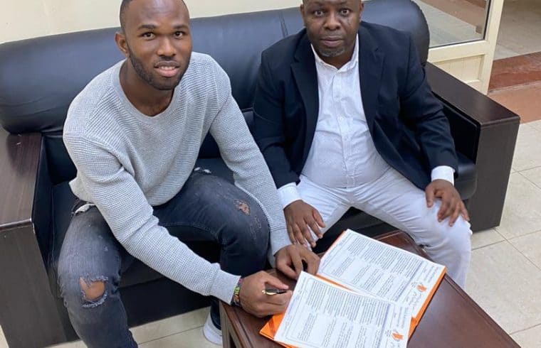 Nigerian defender pens 4-year deal with UAE club