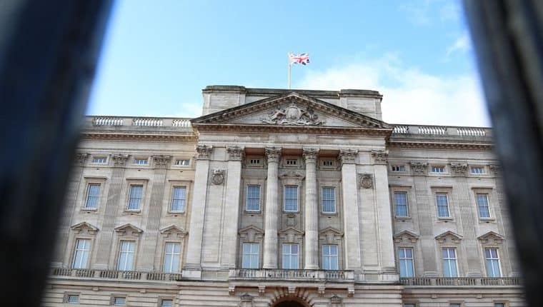 Barbados to remove Queen Elizabeth as head of state