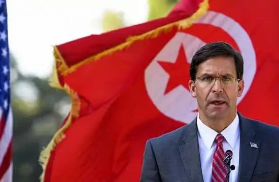 Tunisia signs 10-year military deal with US