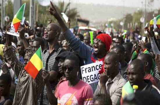 Protesters in Mali demand that French troops leave,others urge for stronger Russian help,mali protest