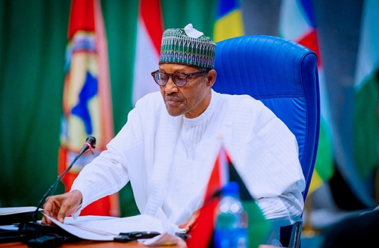 nigeria president buhari apologizes to countrymen over power and petrol shortage