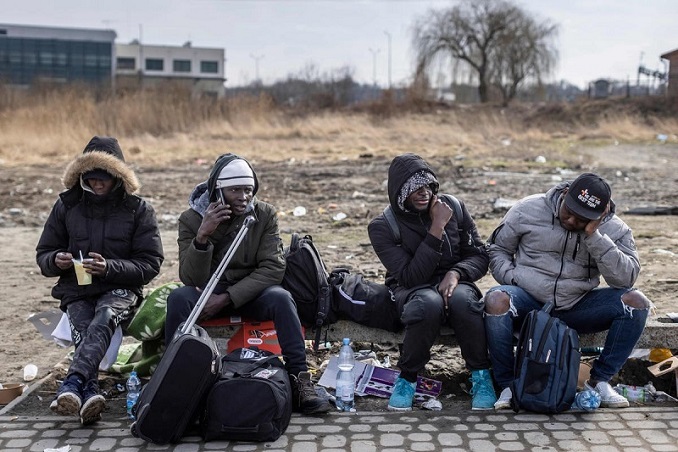 the eu denies any discrimination at the ukrainian border