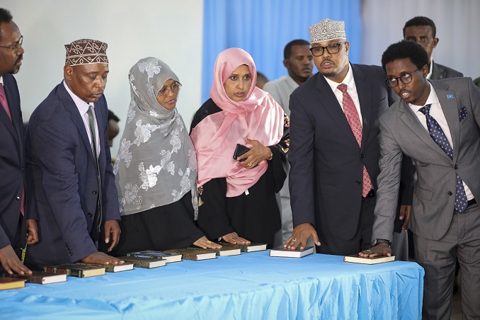 newly elected somali lawmakers prepare to elect the next president