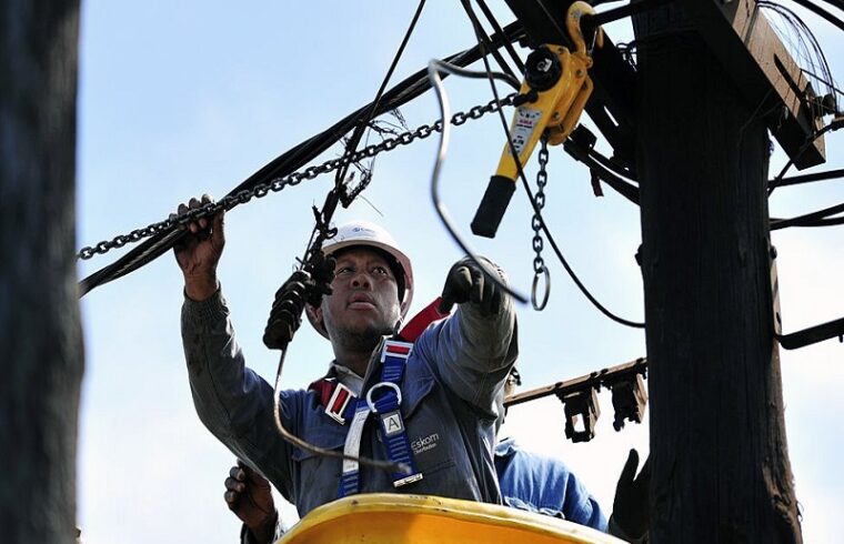 south africa power crisis causes state monopoly to open up