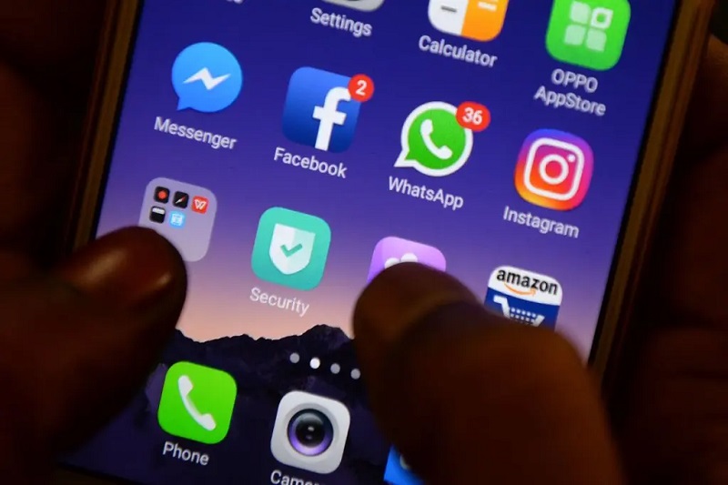 Facebook, Instagram, WhatsApp Down For Thousands Of Users In The US