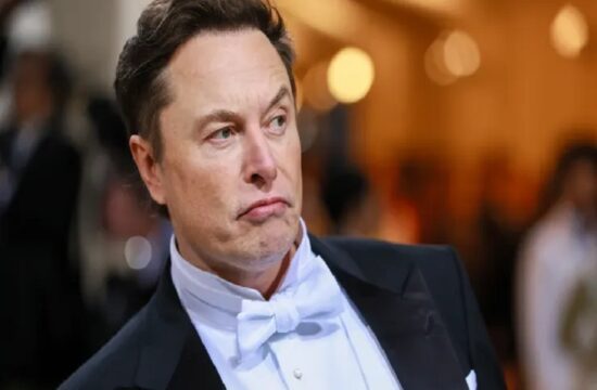 instagram or twitter elon musk asks users to choose