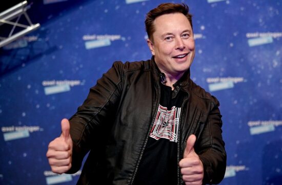 elon musk is allowing users to make money off their twitter accounts