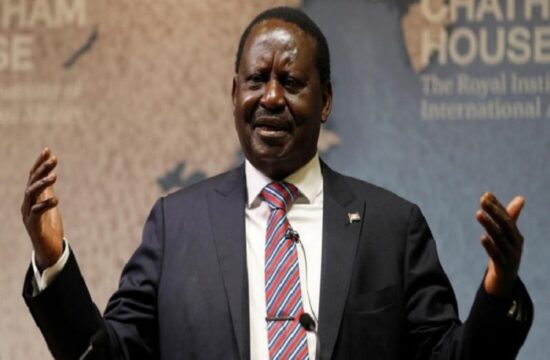 raila odinga of kenya stops the anti government demonstrations