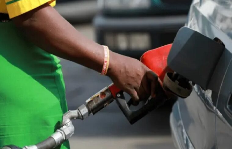 nigeria faces fuel shortages & panic buying after subsidy removal