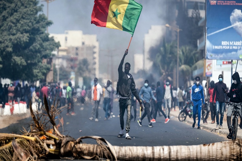 senegal protests become violent, resulting in fatalities.