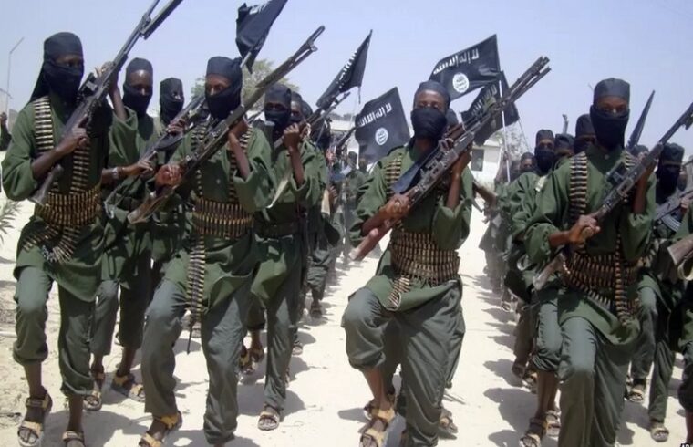 massive shebab attack on au base in somalia leaves dozens of ugandan soldiers dead