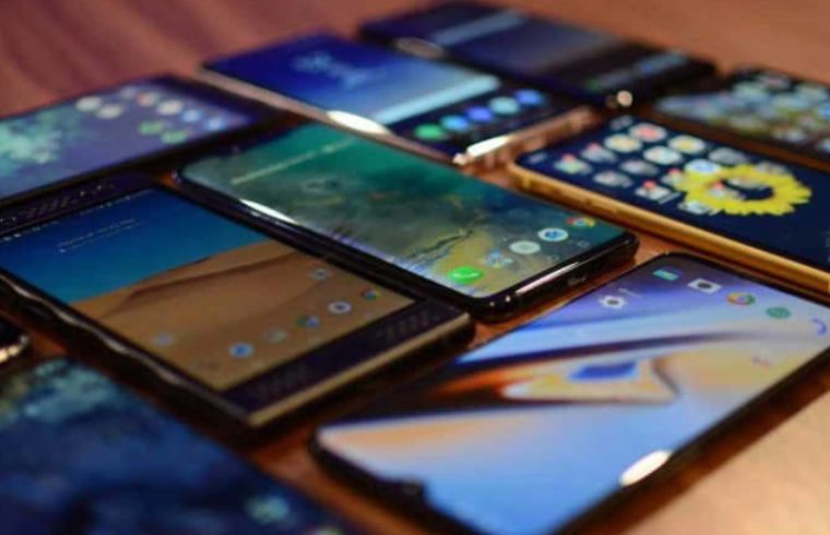 africas smartphone market thrives against economic odds a 12 surge