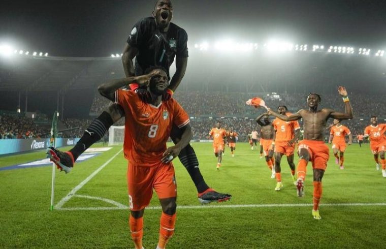 africa cup of nations ivory coast stuns senegal with penalty shootout victory