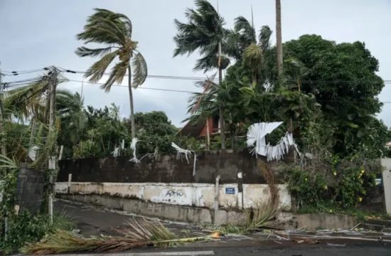 tropical cyclone belal strikes reunion prompts alerts in mauritius