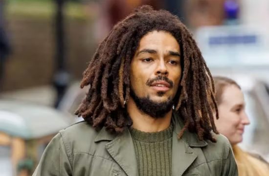 kingsley ben adir takes on the role of reggae legend in bob marley one love