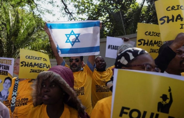 the south african jewish community faces political tensions and resilience