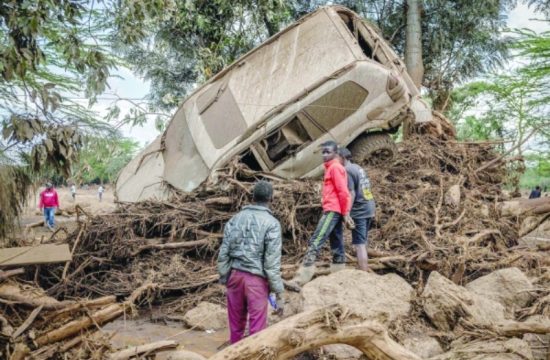 kenya orders evacuations in flood prone areas after a deadly landslide
