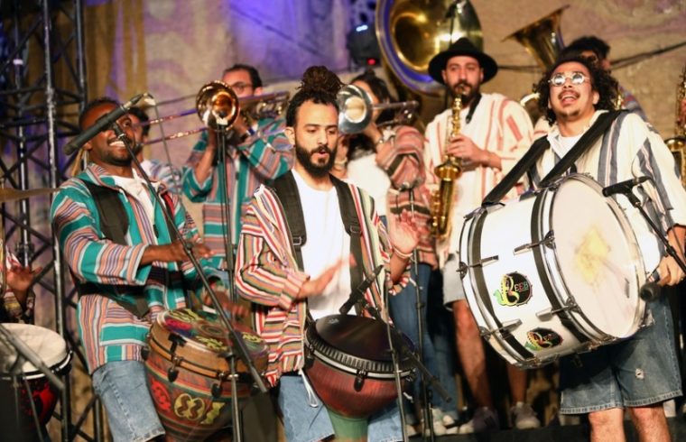 cairos drum festival commemorates global unity through percussion