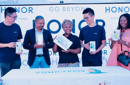 honor technologies africa donates devices worth r300,000 to technology youth development agency