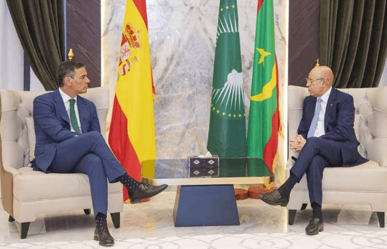 Spain builds closer ties to Mauritania in order to handle the migrant flood to Canary Islands