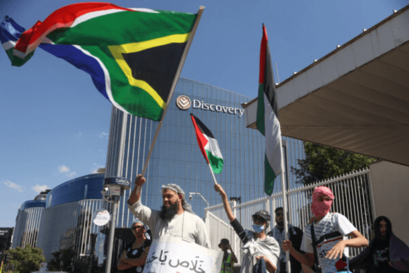 US Threatens to Close Johannesburg Consulate Over Street Renaming