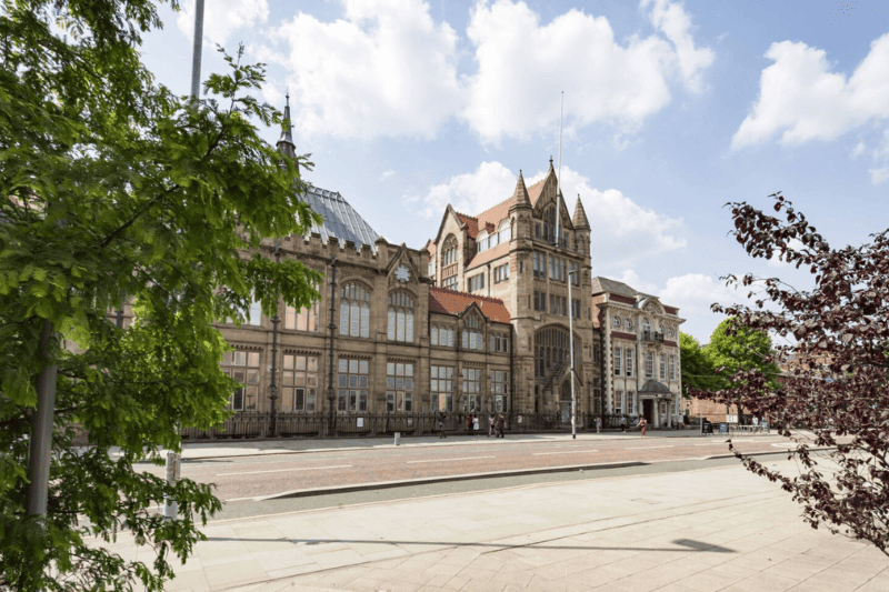 things you should know before visiting manchester museum in 2025