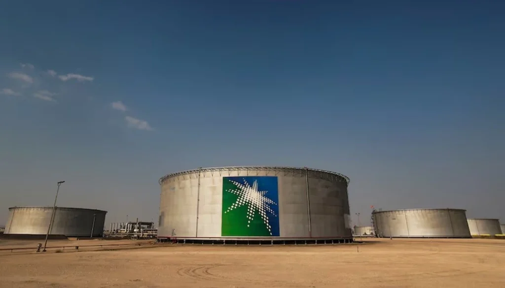 Oil prices retreat as investors weigh supply outlook, Middle East tensions